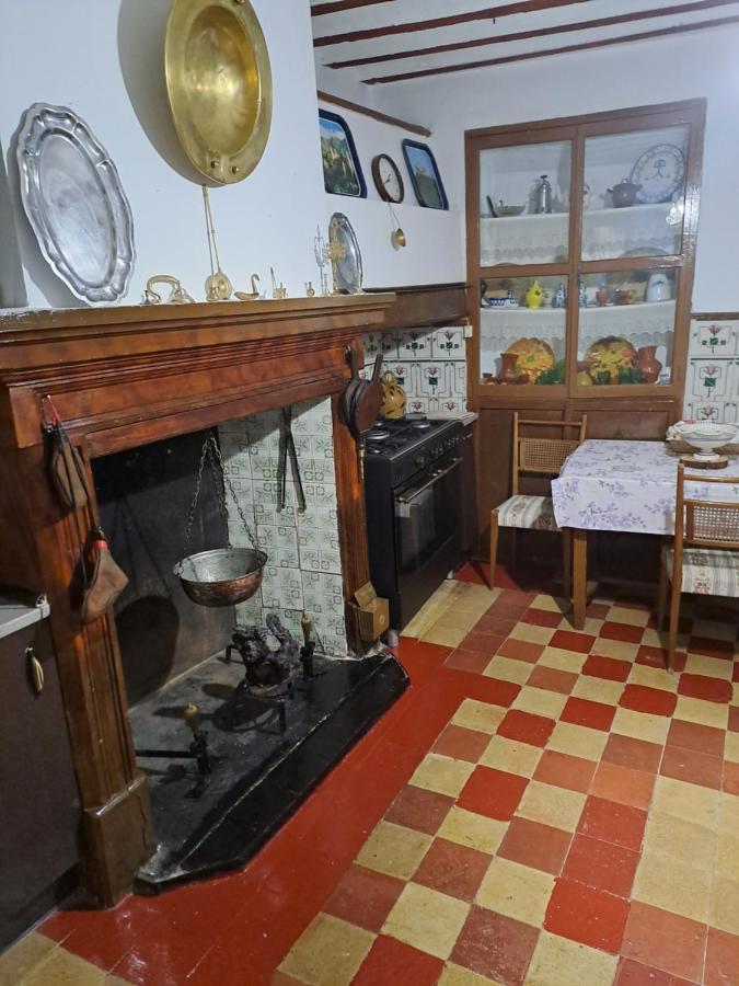 Casa De La Parra Villa Valverde de Jucar ภายนอก รูปภาพ